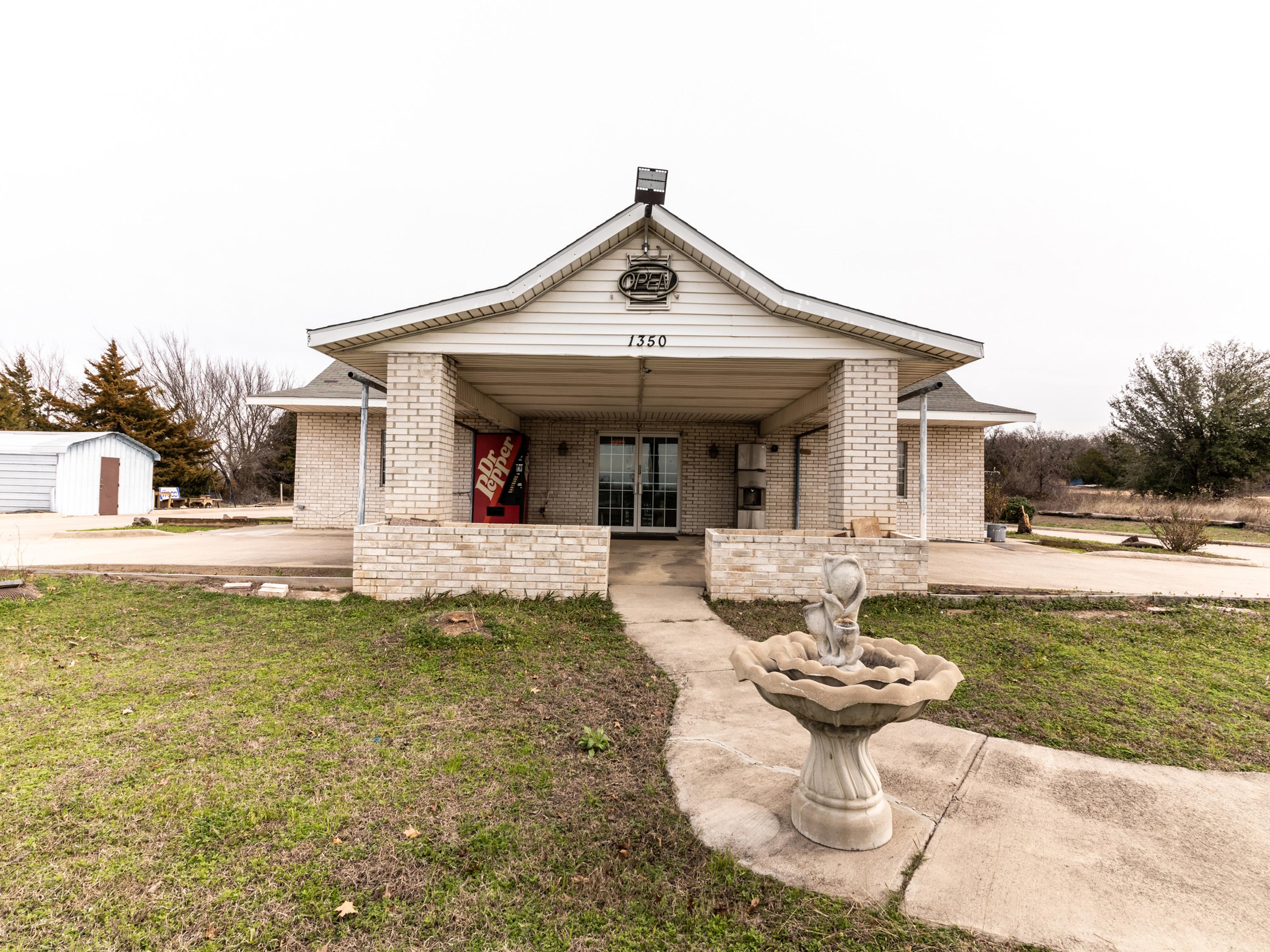 Oyo Hotel Decatur Tx Hwy 287 Northwest Exterior photo